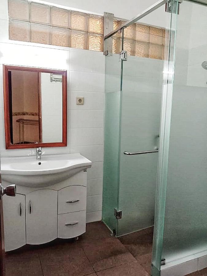 Kulem Cisitu Hotel Bandung Exterior photo